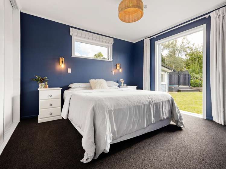 14 Manapouri Place Glenview_11