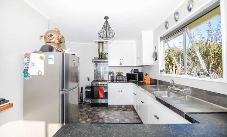 9 Kowhai Lane Halfmoon Bay_11