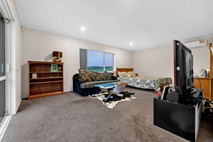 72 Lowry Road Bombay_23