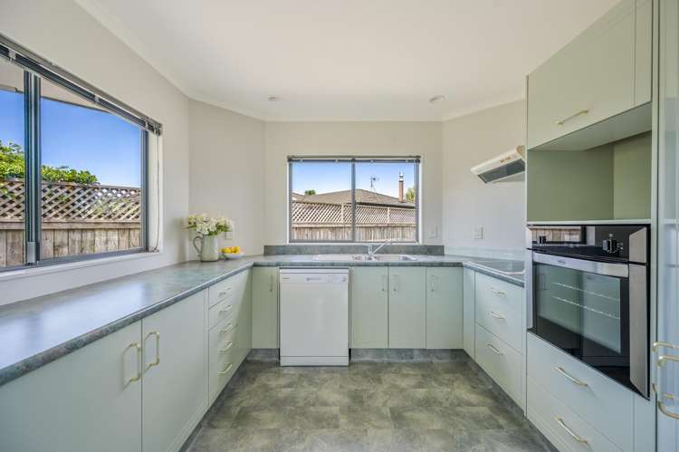 34A Kensington Drive Taradale_2