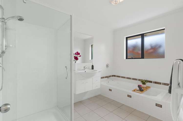 4 Lightning Close Wigram_15