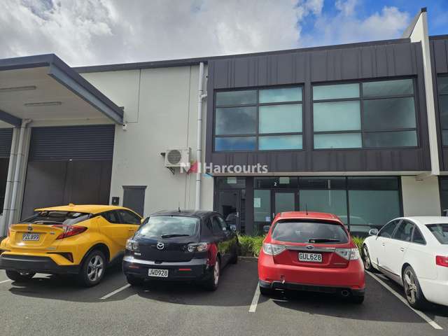 2/4 Rawiri Place Hobsonville_1