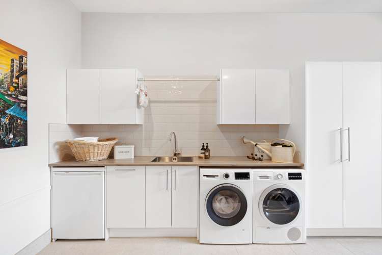 36 Edgewater Parade Waiuku_12