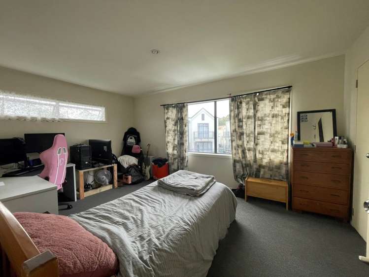 7/6 Ambrico Place New Lynn_5