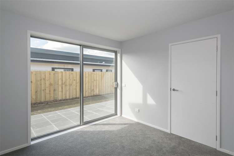 24 Corsair Crescent Burleigh_9