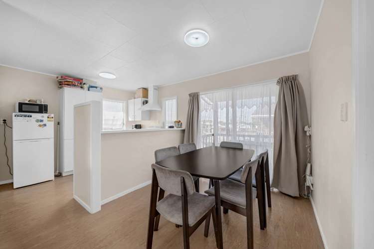 27 Secretariat Place Randwick Park_11