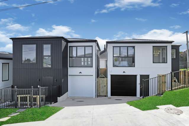 Modern Family Homes in Double Westlake Zone