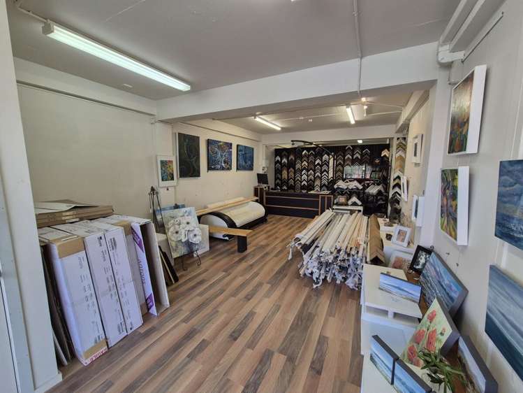 Shop B, 17 MacLean Street Paraparaumu Beach_1