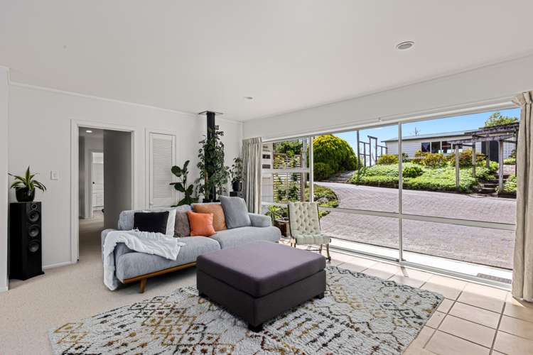 1479 East Coast Road Redvale_13