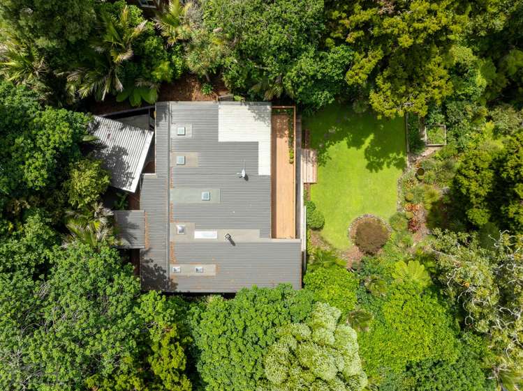 13 Takahe Road Titirangi_38