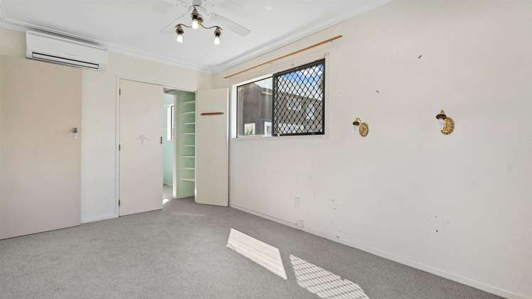 62 Harrier Street Parkvale_11