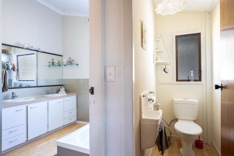 30 Takiroa Street Urenui_25