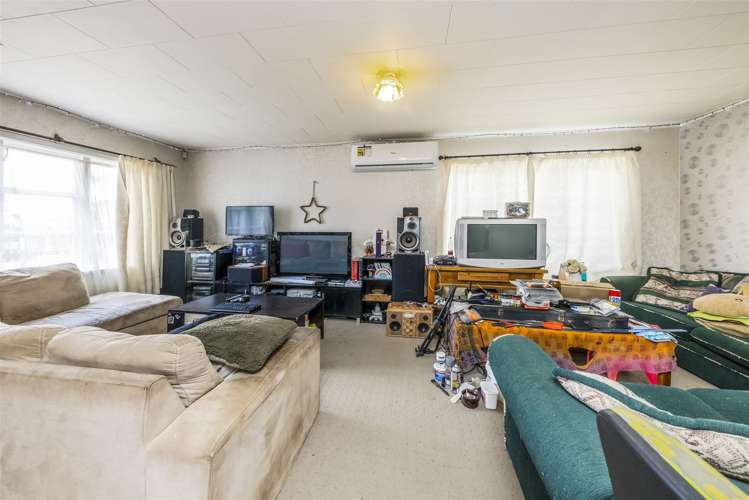 81 Kayes Road Pukekohe_6