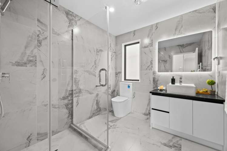 17 Bremner Ridge Street Flat Bush_20