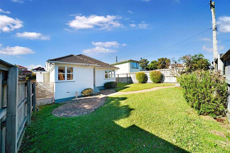 17 Linden Street Mount Roskill_14