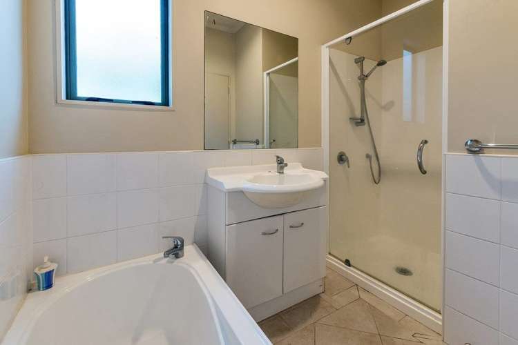 39 Verdale Circle Glen Eden_8