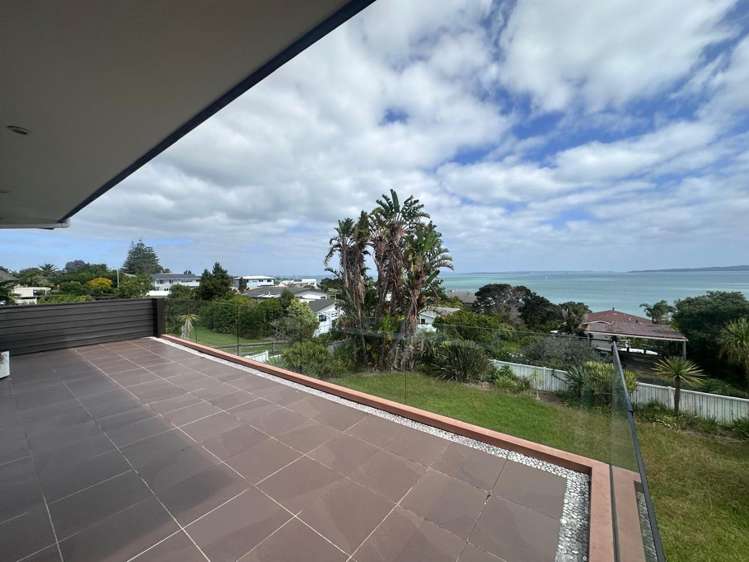 8 Craig Road 1716_11