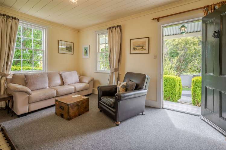 20 Percy Street Akaroa_7
