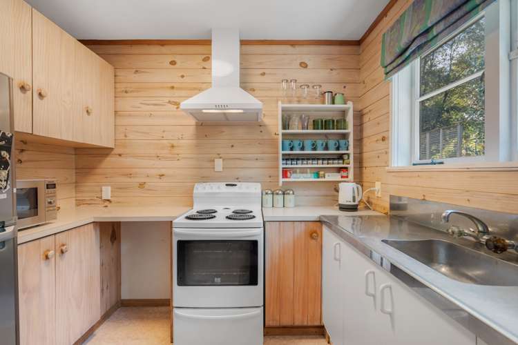 19 Jessie Street Parahaki_13