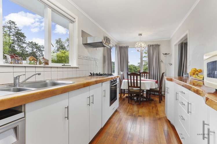 512 West Coast Road Oratia_5