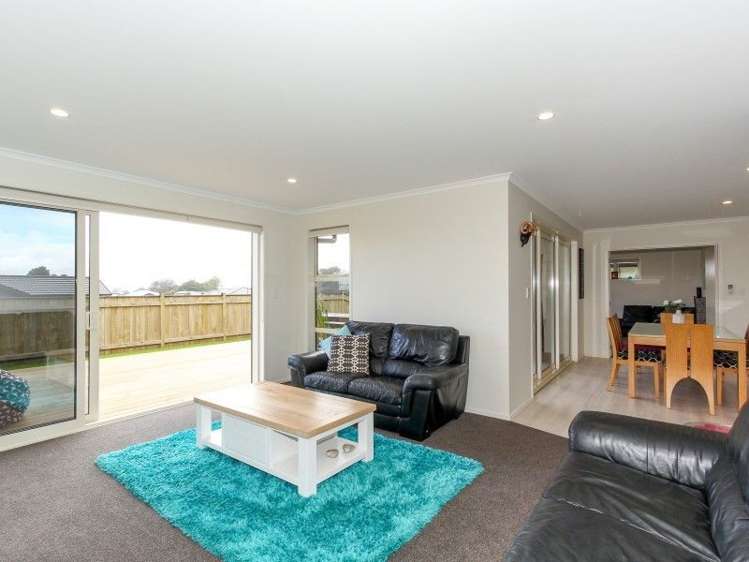 9 Honeyfield Drive Whalers Gate_7