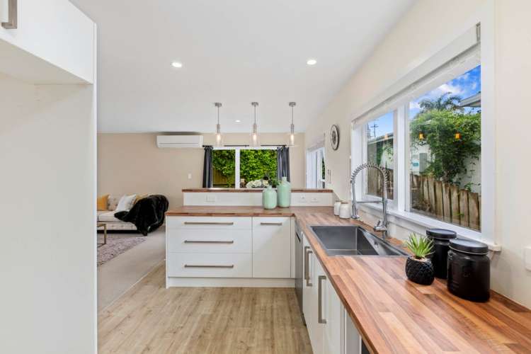 640 Beach Road Browns Bay_7