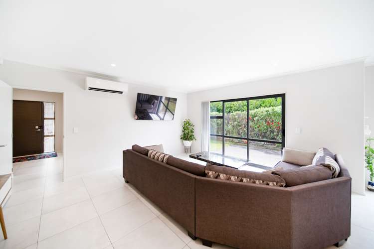 41 Andalusian Way Karaka_7