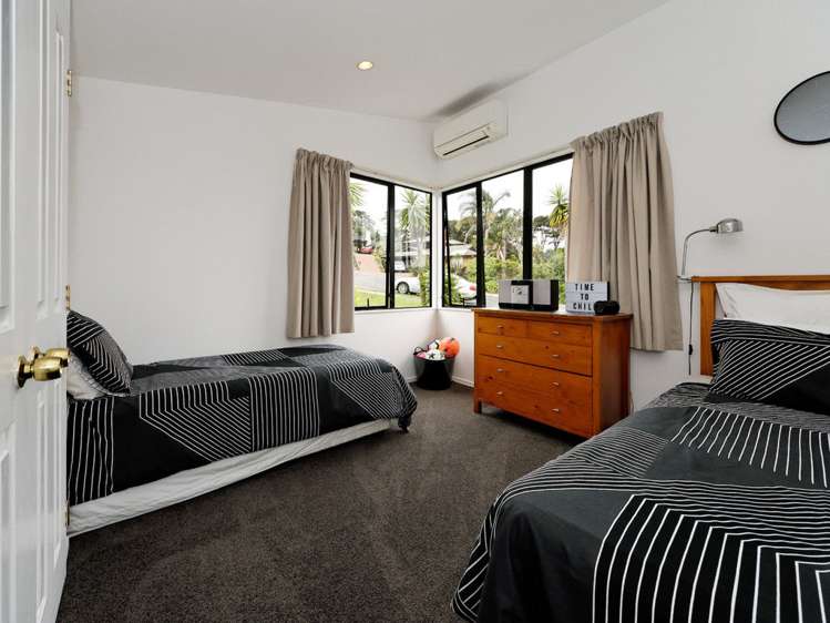 24 Chamari Close Titirangi_11