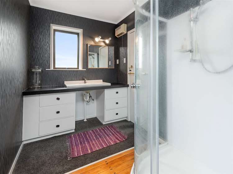 230 Ranolf Street Glenholme_7