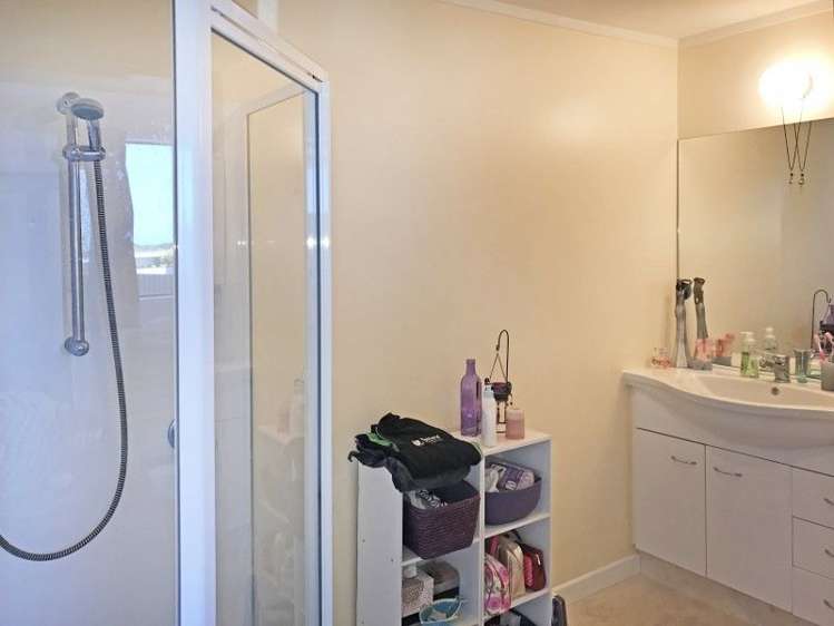 23 Totara Street Kaka Point_13