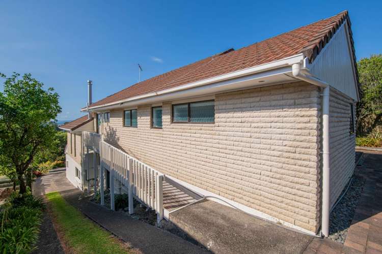 35 Surf Road Stanmore Bay_26
