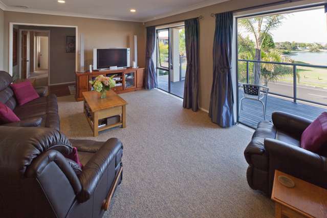 23 Bramley Drive Farm Cove_3