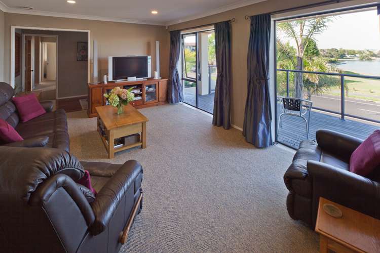 23 Bramley Drive Farm Cove_3