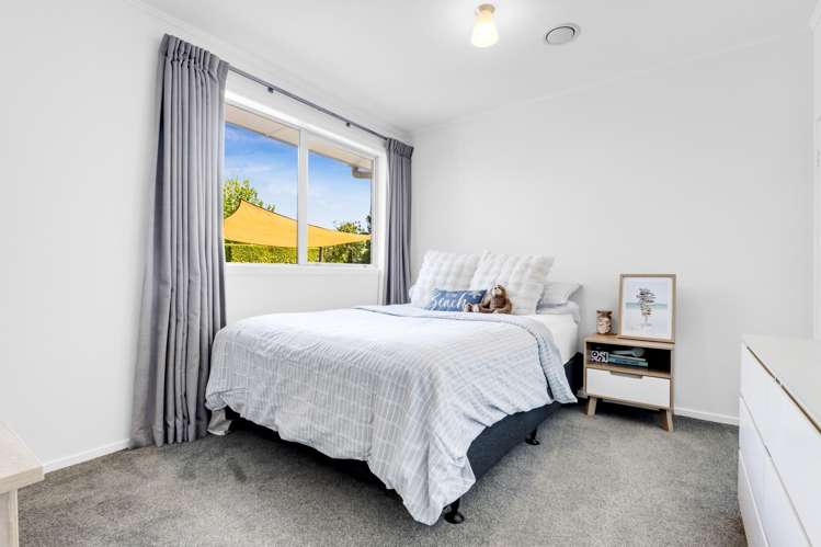 61 Patons Road Howick_13