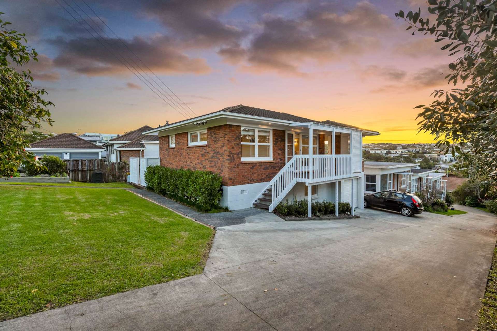 1/7 Newhaven Terrace Mairangi Bay_0