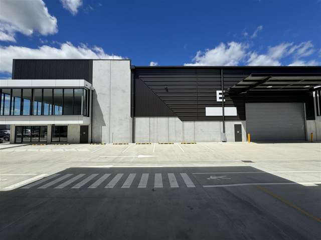 Unit E, 8 Chonny Crescent Manurewa_2