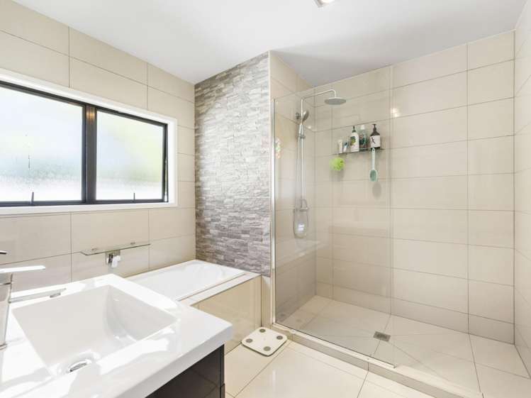 24 Charles Prevost Drive The Gardens_9