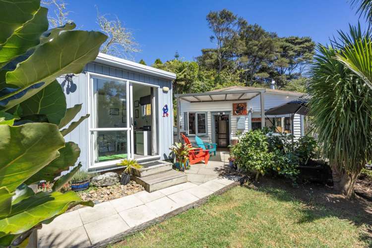 621 Huia Road Parau_4