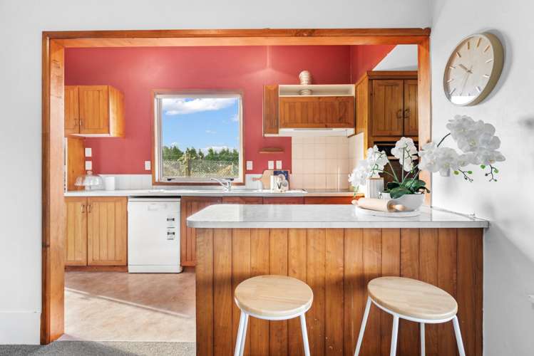 988 Otaika Valley Road_3