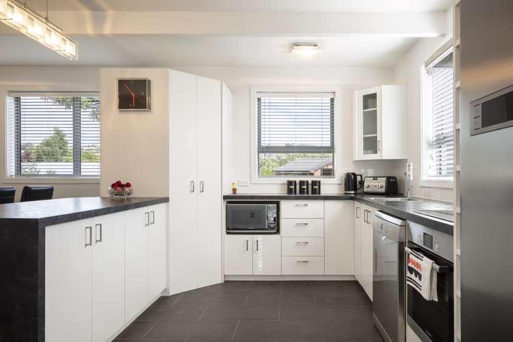 5 Woodbank Street Somerfield_3