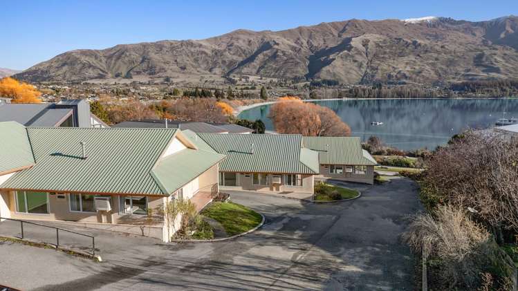 23 Lakeside Road Wanaka_4