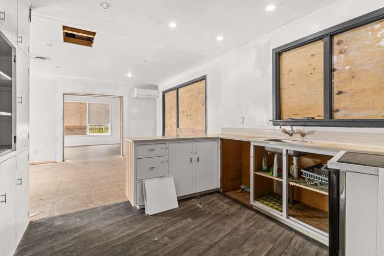 149 Springs Road Hornby_5