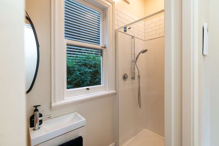 16 Saint Mary Street Thorndon_13