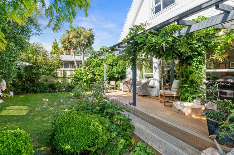 299 Eastern Terrace Sydenham_22