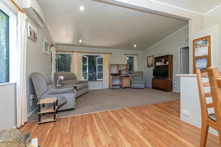 197 Victory Road Laingholm_2