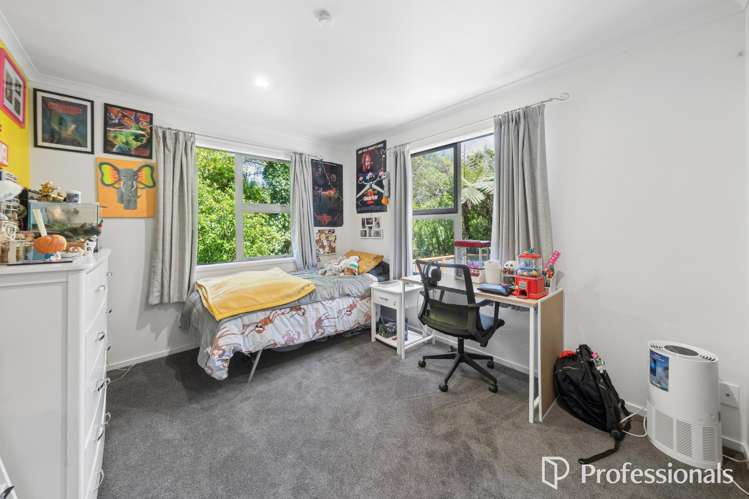 17 Martin Grove Normandale_17