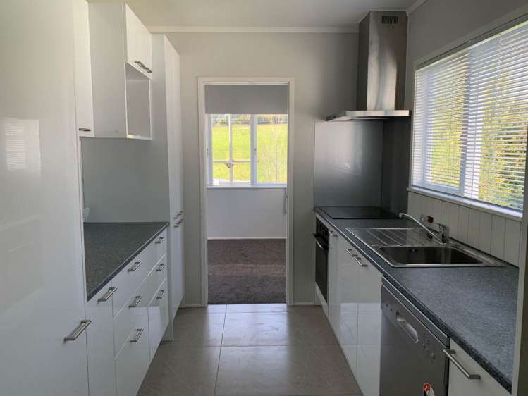 32 Okura River Road Okura_7