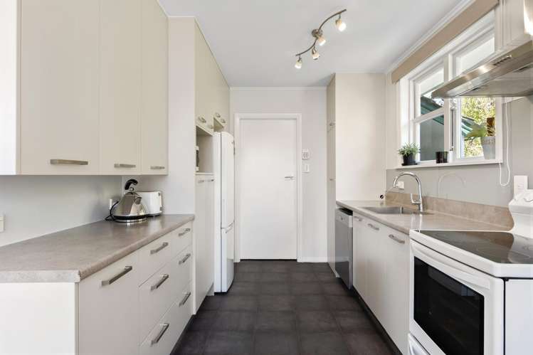 121 Emmett Street Shirley_4