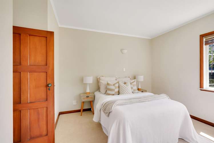 19 Galway Avenue Hamilton East_16