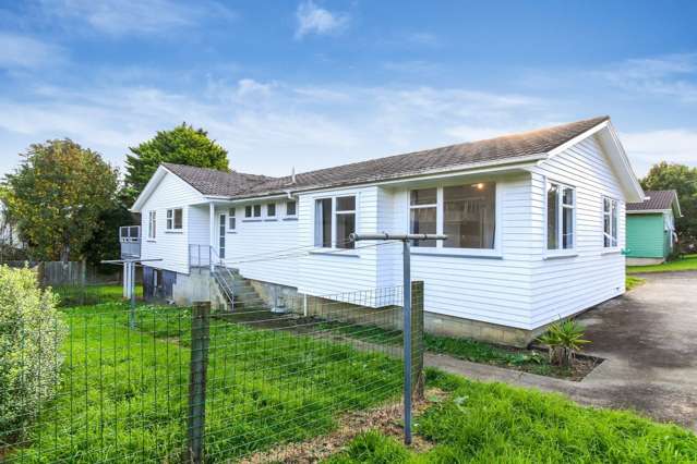 4 Grandison Crescent New Lynn_2